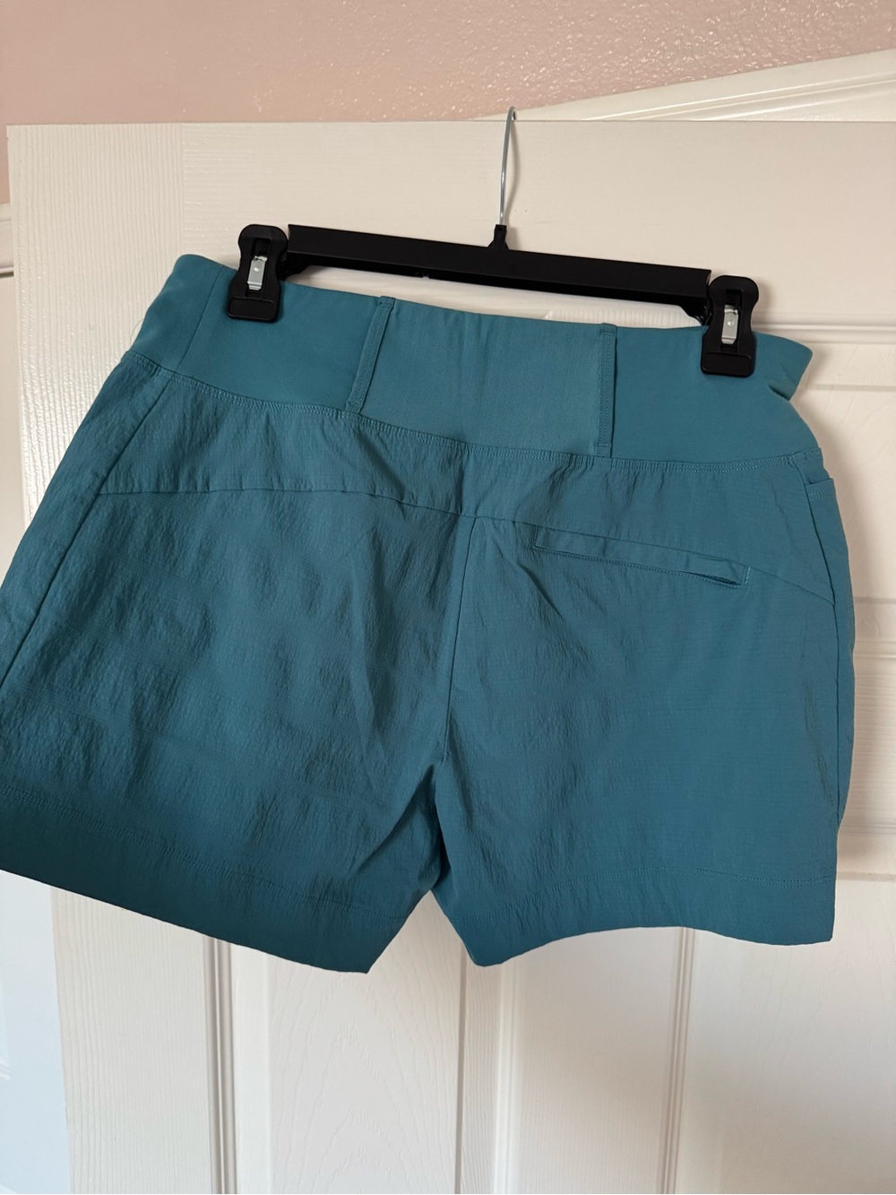 Athleta Teal Blue Athletic Shorts with Zip Pockets